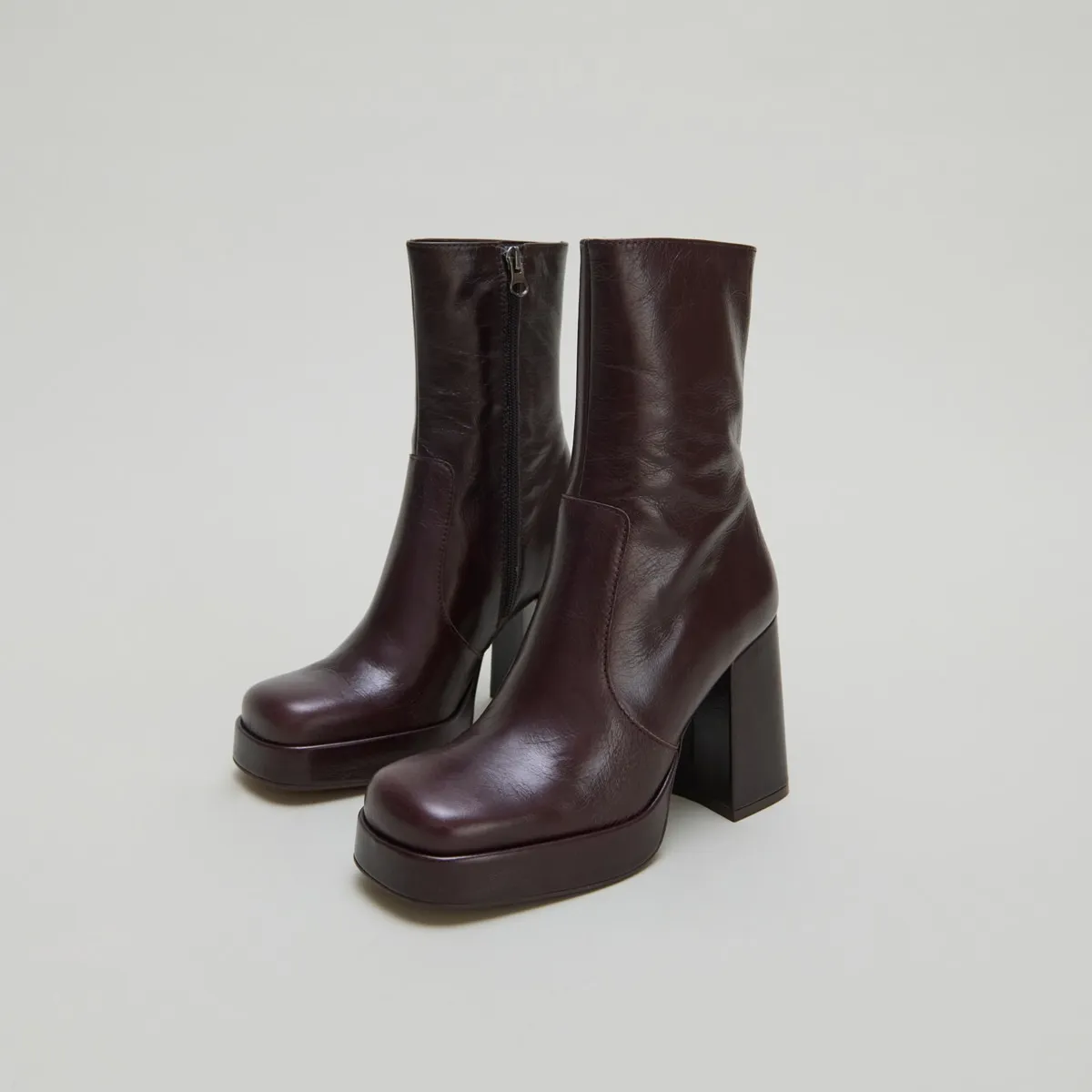 Bottines à talons et à bouts carrés en cuir vieilli chocolat pour Femme | Jonak