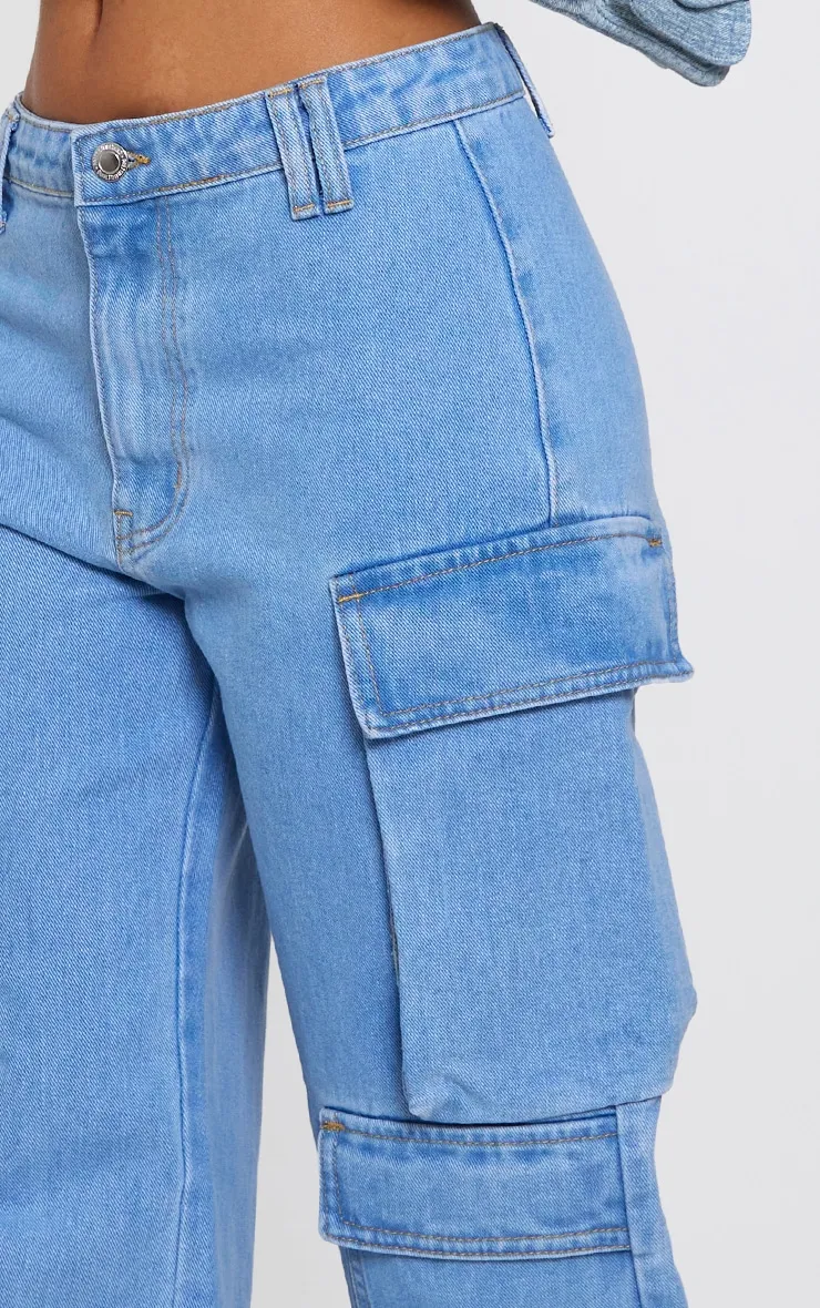 Petite Jean cargo délavage bleu clair