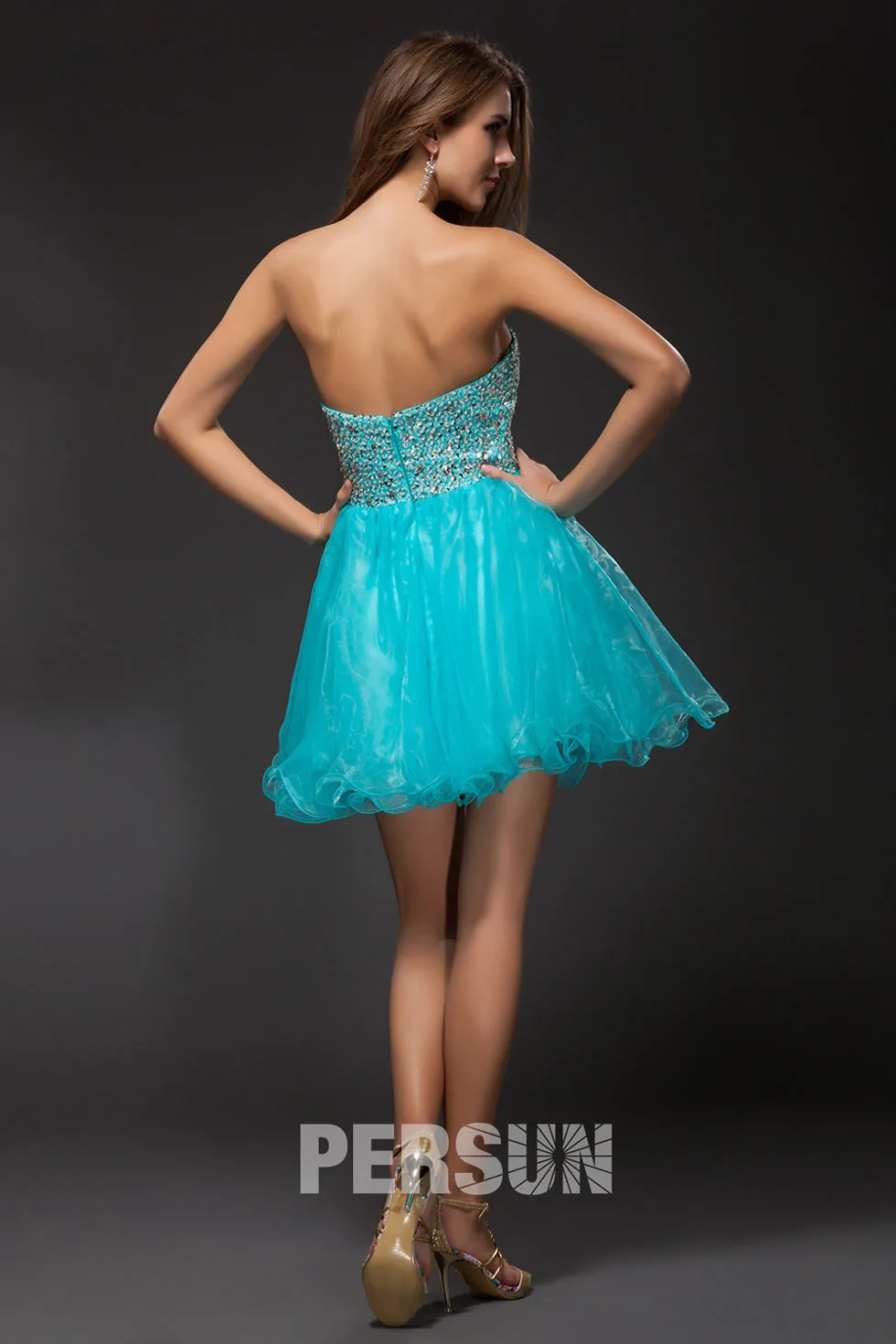 Robe de bal courte turquoise à bustier coeur bijoux sequins