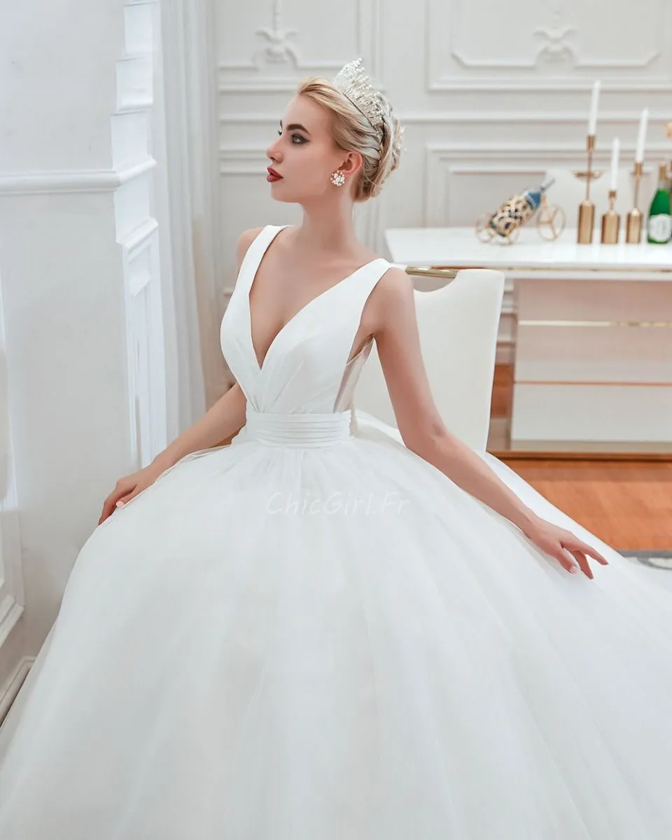 Robe De Mariée Princesse Simple Blanche Tulle Décolleté V Plongeant