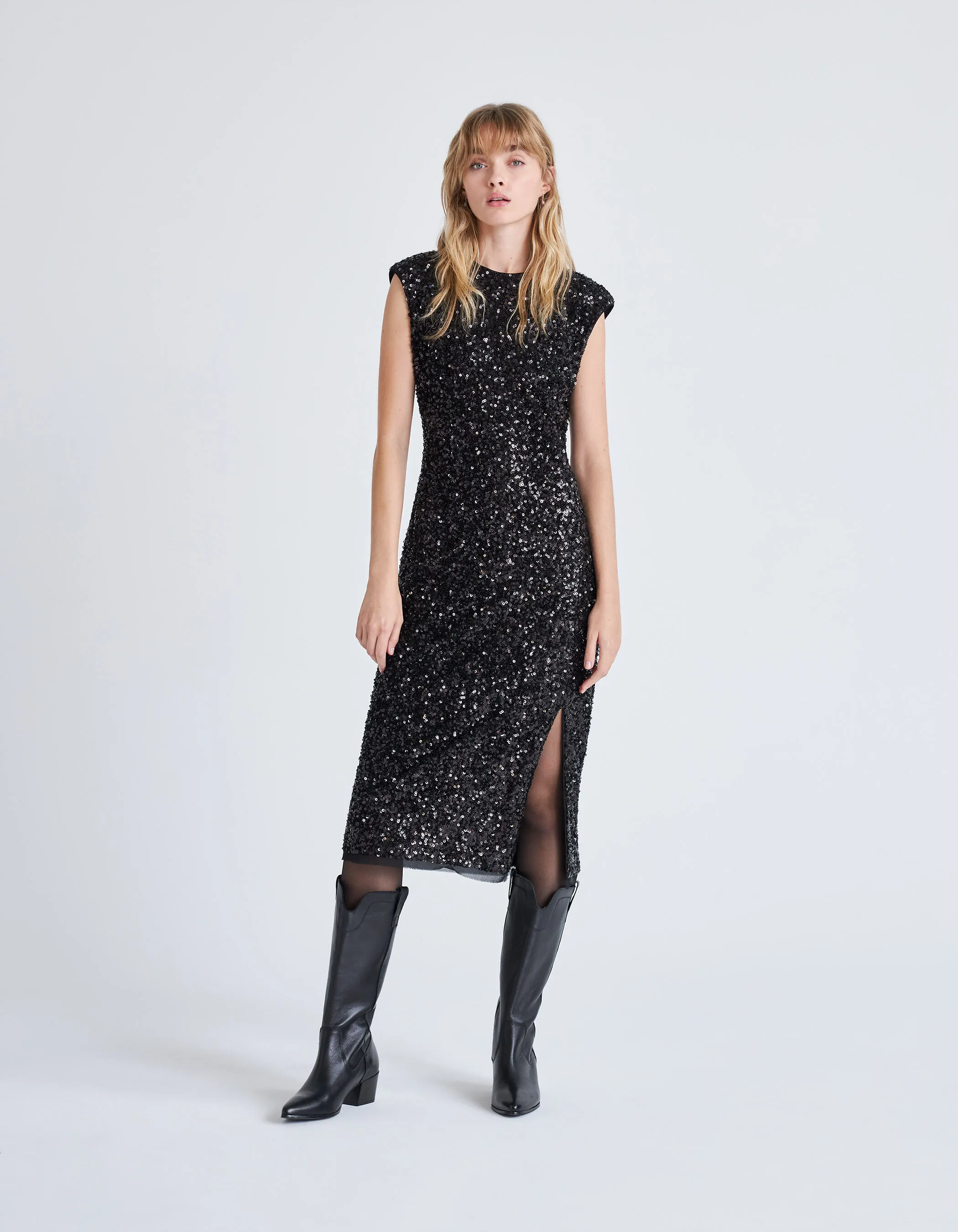 Robe fourreau noire entièrement brodée sequins Femme