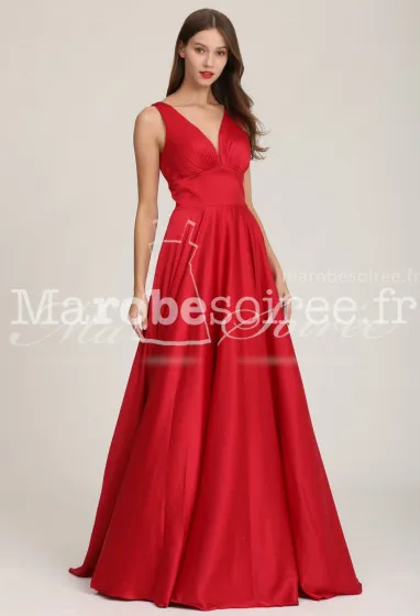 Robe longue avec décolleté plongeant - réf 2103 en Satin