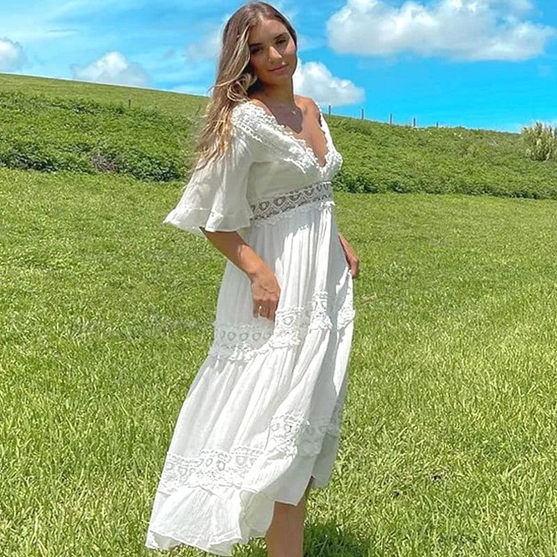 Robe Longue Blanche en Dentelles à Col Plongeant