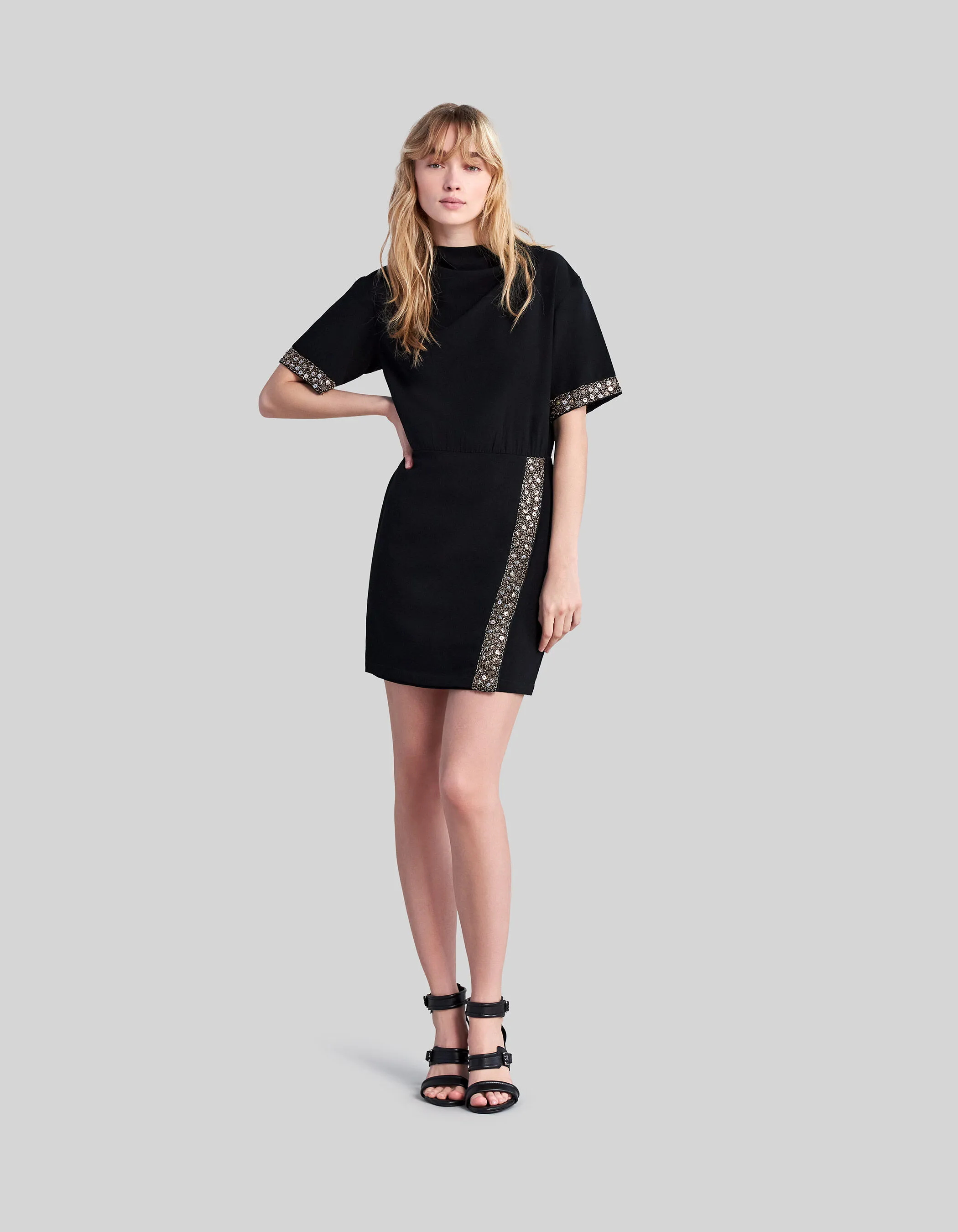 Robe noire décor perles et sequins Femme