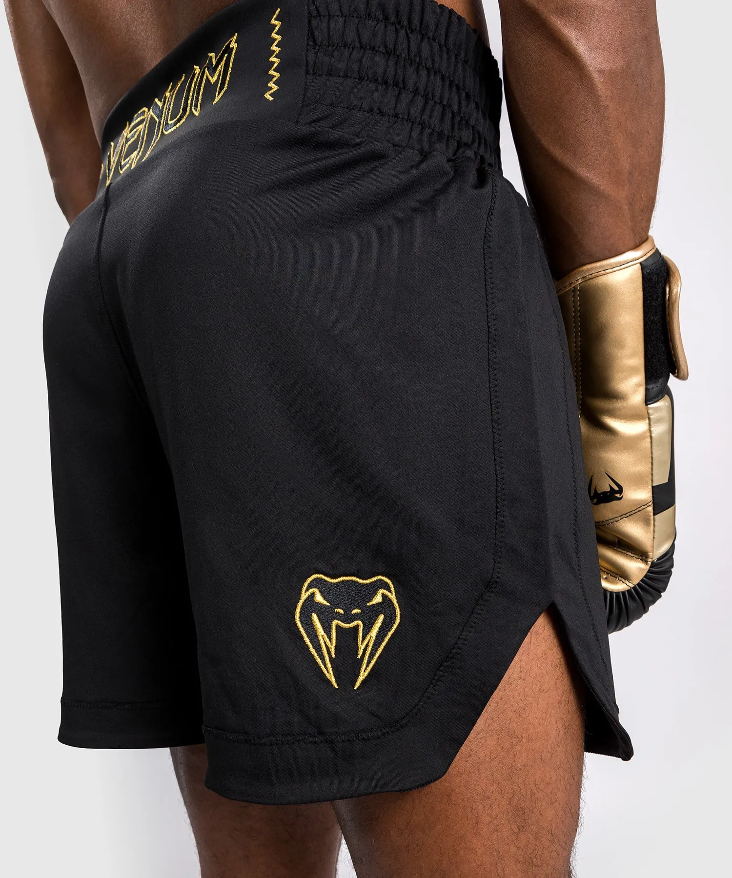 Short de boxe Venum Classic  - Noir/Or