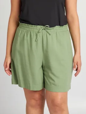 Short fluide en lin mélangé 'Vero Moda Curve' - Vert